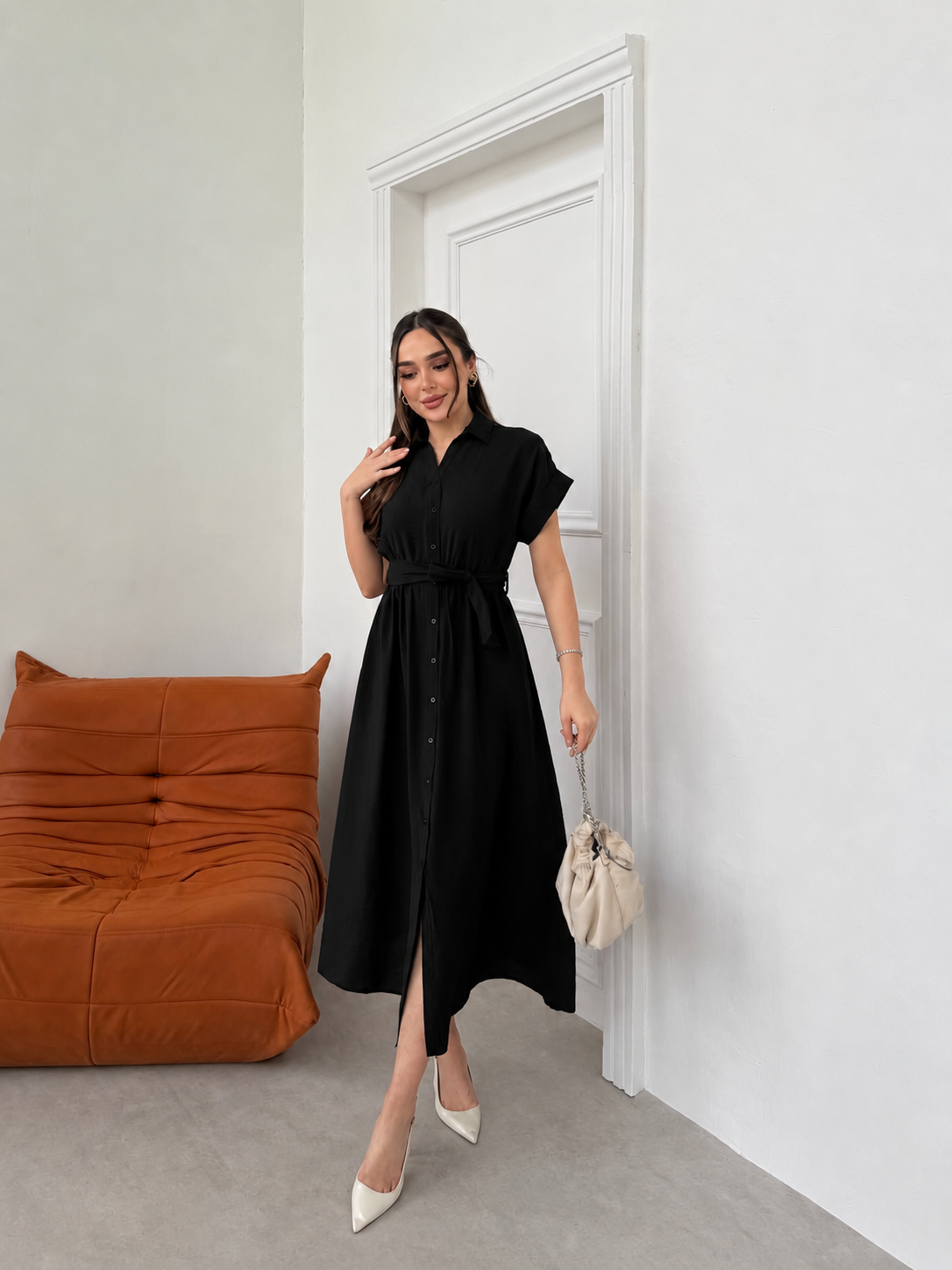 Robe Midi Noire Élégance
